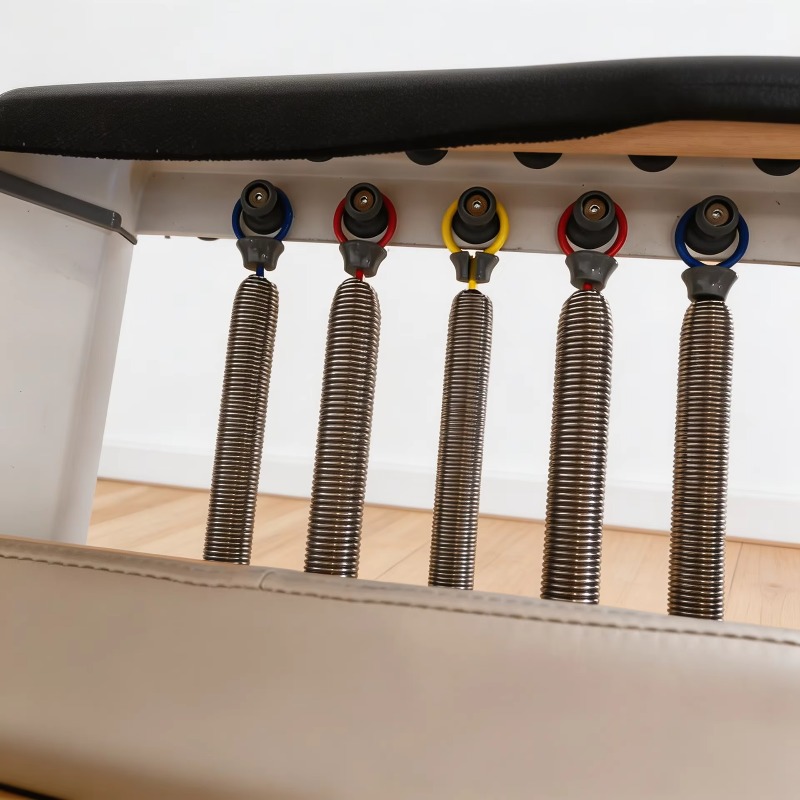 White Pilates Reformer Bed Cor - Pilates Yoga Loft recension och pris